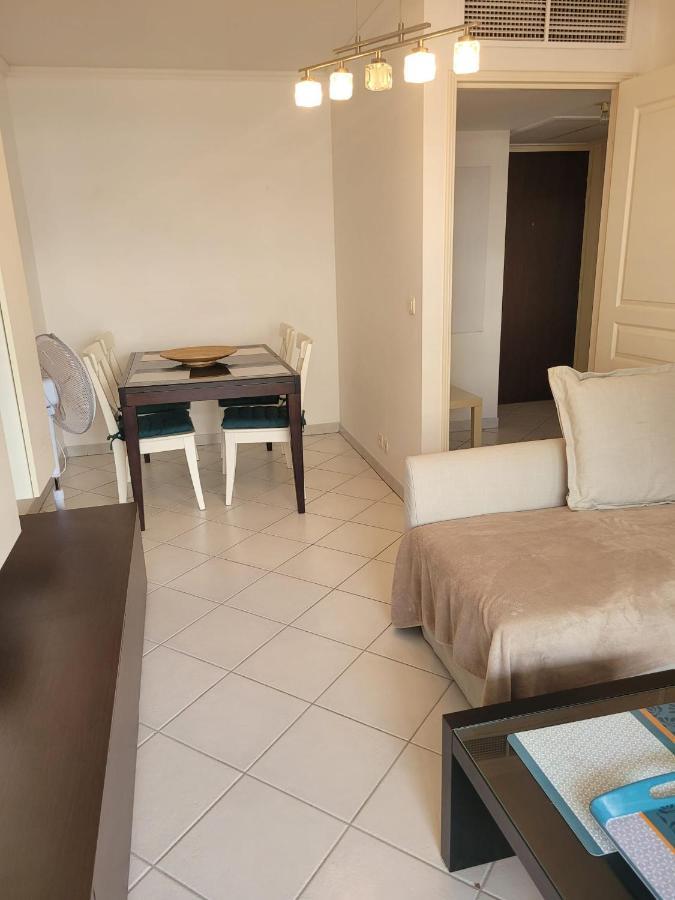 Villeneuve Loubet Plage- Entre Nice Et Cannes Екстериор снимка