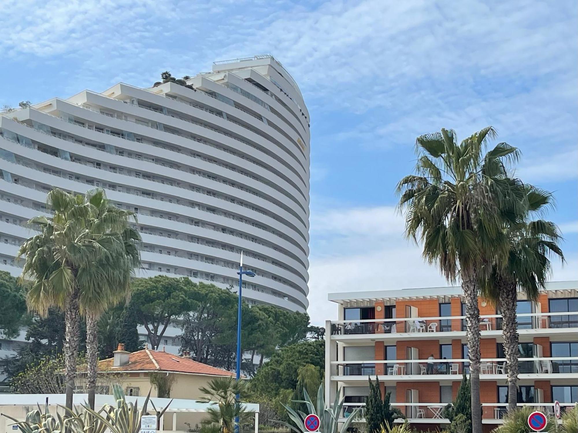 Villeneuve Loubet Plage- Entre Nice Et Cannes Екстериор снимка