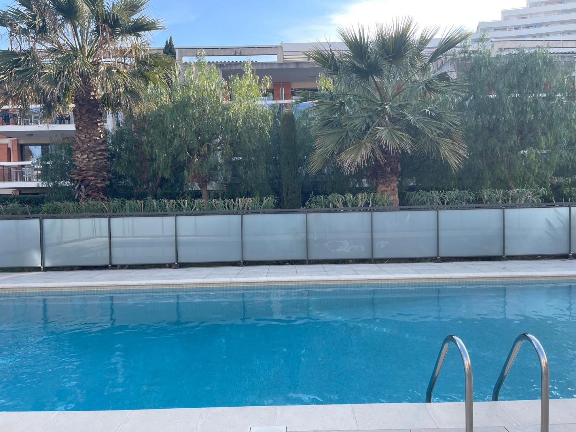 Villeneuve Loubet Plage- Entre Nice Et Cannes Екстериор снимка